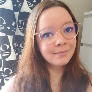 Meet your Posher, Jenn